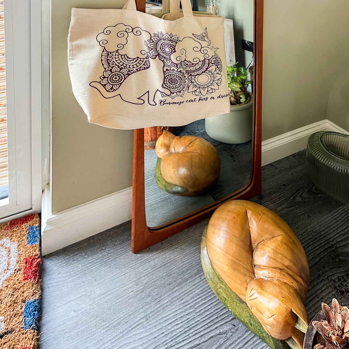 Tote Bag - Burmese Cat has a Dream