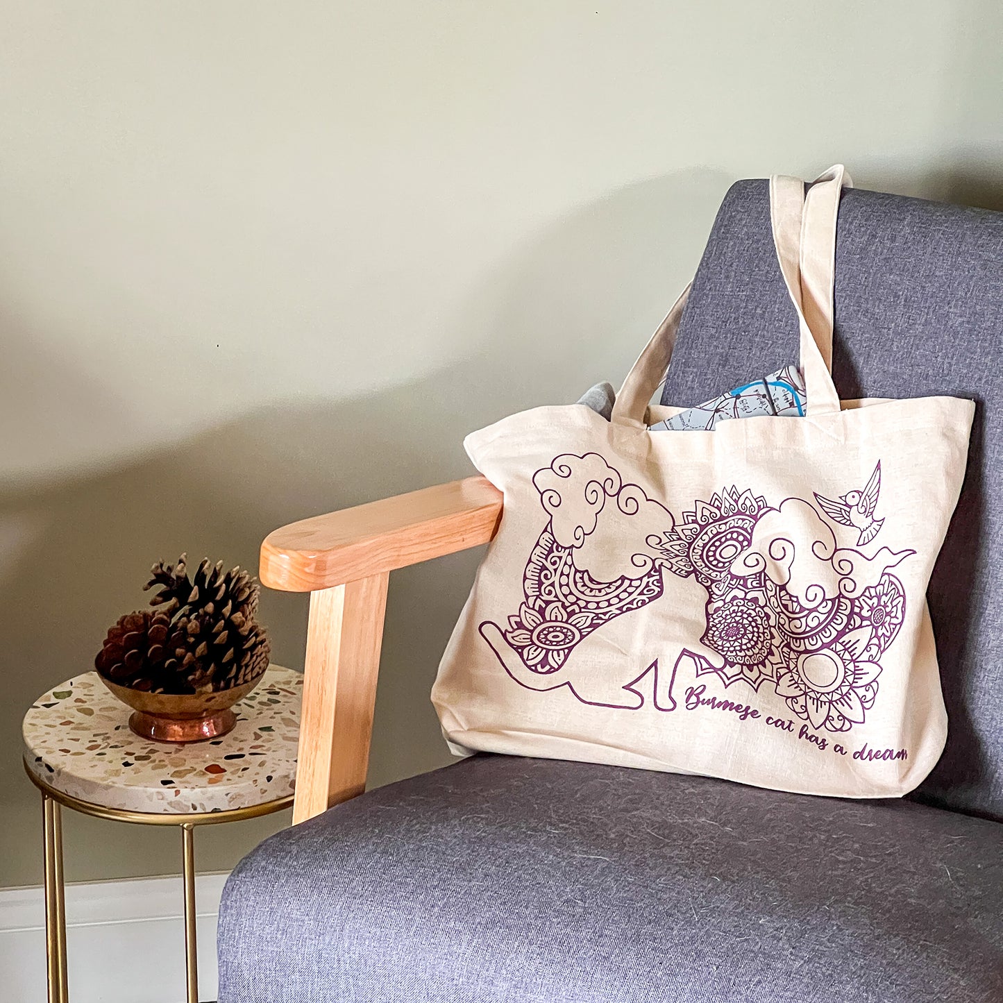 Tote Bag - Burmese Cat has a Dream
